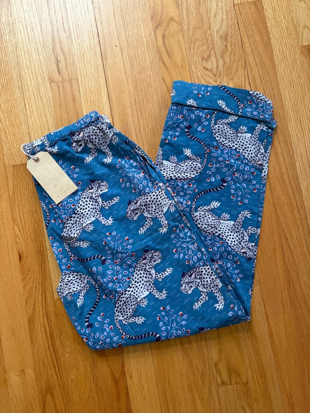 printfresh bagheera leopard pants NWT